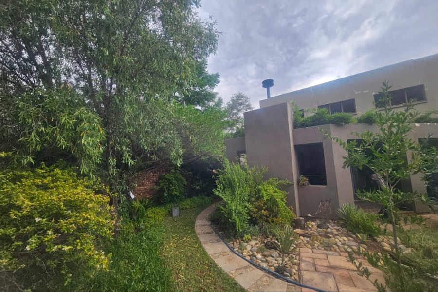 3 Bedroom Property for Sale in Roylglen Gardens Northern Cape